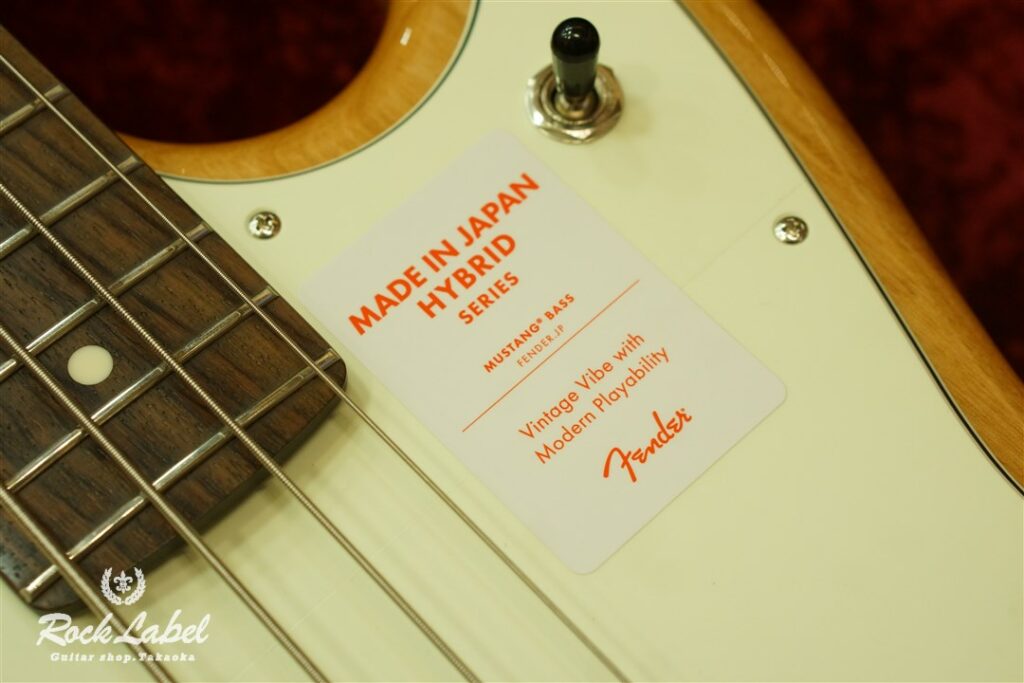 そのボディからは想像の出来ないパワー Fender Hybrid Mustang Bassをご紹介 楽器センター高岡 Redguitarsはギター 販売 買取り 修理 ギター教室フロア Fender Gibson Martin取扱い