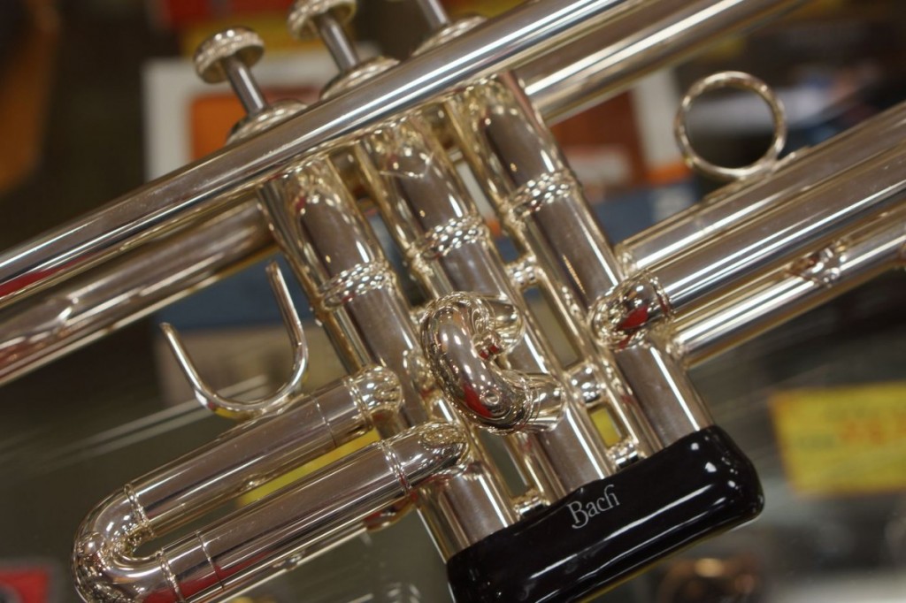 USED】B♭トランペット V.bach(バック) 180ML37SP - 管楽器専門店